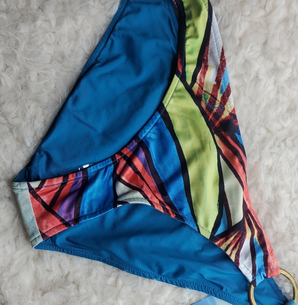 Bikini bottoms